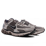 Zoom Vomero 5 - College Grey/Black/Cave Stone