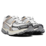 Zoom Vomero 5 - Platinum Tint/White/Metallic Pewter