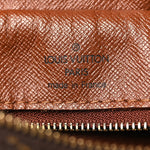 Monogram Nil 28