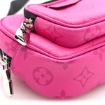 Taigarama Outdoor Pouch Fuchsia