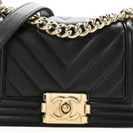 Caviar Chevron Quilted Small Boy Flap Black