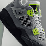 Air Jordan 4 Retro "Neon" (GS) - Cool Grey/Volt/Wolf Grey/Anthracite