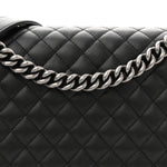 Caviar Quilted New Medium Boy Flap Black