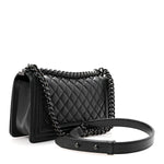 Caviar Quilted Medium Boy Flap So Black