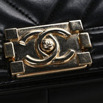 Calfskin Chevron Quilted Medium Boy Flap Black