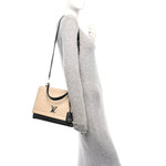 Soft Calfskin Lockme II Top Handle Vanille Black