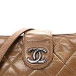 Glazed Calfskin Quilted Coco Pleats Chain Clutch Brown