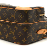 Monogram Nil 28