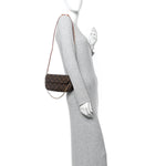 Monogram Ivy Wallet On Chain