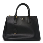 Saffiano Medium Galleria Double Zip Tote Black