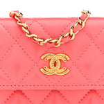 Shiny Lambskin Quilted Card Holder On Chain Pink