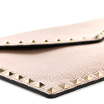 Vitello Medium Rockstud Envelope Flat Wristlet Pouch Poudre