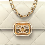 Calfskin Strass Quilted Clutch With Chain Flap Light Grey