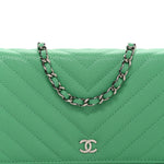 Caviar Chevron Quilted Wallet On Chain WOC Green