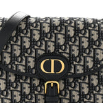 Oblique Medium Bobby Flap Blue