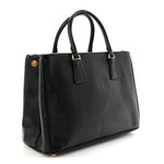 Saffiano Medium Galleria Double Zip Tote Black