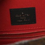 Reverse Monogram Giant Onthego MM