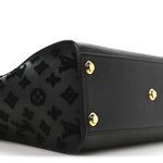 Calfskin Monogram Tufting On My Side Black