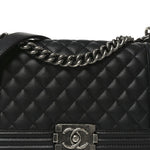 Caviar Quilted Medium Boy Flap Black