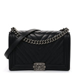 Lambskin Chevron Quilted New Medium Boy Flap Black