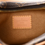 Monogram Loop