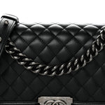 Caviar Quilted Medium Boy Flap Black