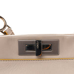 Vitello Seta Burro Medium Peekaboo Iconic Satchel Grigio Polvere Mattone