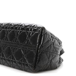 Crinkled Calfskin Macrocannage Large Toujours Black