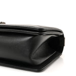 Caviar Quilted Medium Boy Flap Black