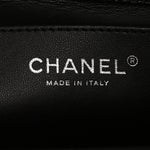 Caviar Quilted Medium Boy Flap Black