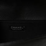 Caviar Quilted Medium Boy Flap Black