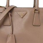 Saffiano Lux Small Galleria Double Zip Tote Cammeo