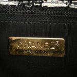 Tweed Quilted Medium Chanel 19 Flap Black Ecru White