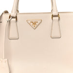 Saffiano Lux Medium Galleria Double Zip Tote Talco