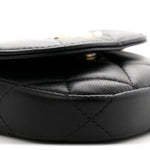 Lambskin Quilted Pearl Top Handle Clutch With Chain Black