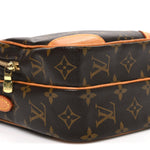 Monogram Amazone