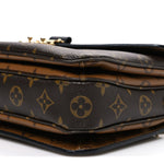 Reverse Monogram Pochette Metis