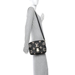 Empreinte Monogram Giant Pochette Metis Black Beige