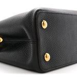 Taurillon Capucines MM Black Fuchsia