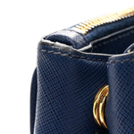 Saffiano Lux Medium Galleria Double Zip Tote Bluette