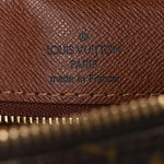 Monogram Nil 28