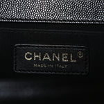 Caviar Quilted Medium Boy Flap Black
