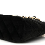 Velvet Quilted Shiny Coco Clutch With Chain Black