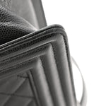 Caviar Quilted Medium Boy Flap Black