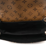 Reverse Monogram Pochette Metis