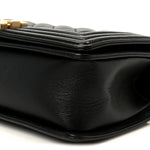 Caviar Quilted Medium Boy Flap Black
