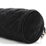 Tessuto Nylon Saffiano Impunturato Quilted Barrel Pochette Black