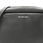 Calfskin Logo S Everyday Camera Bag Gris Fossile