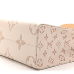 Monogram Dune Giant Onthego PM