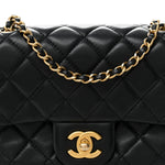 Lambskin Quilted Mini Pearl Crush Flap Black